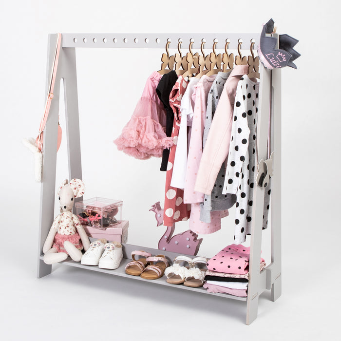 Toddler Clothing Rack for Hangers · v2