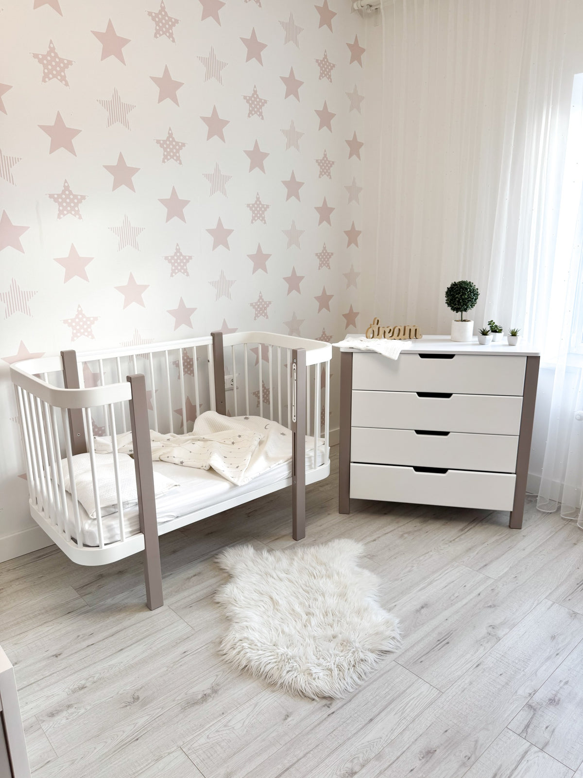 Baby Crib ELIN with Mattress - Cappuccino/White