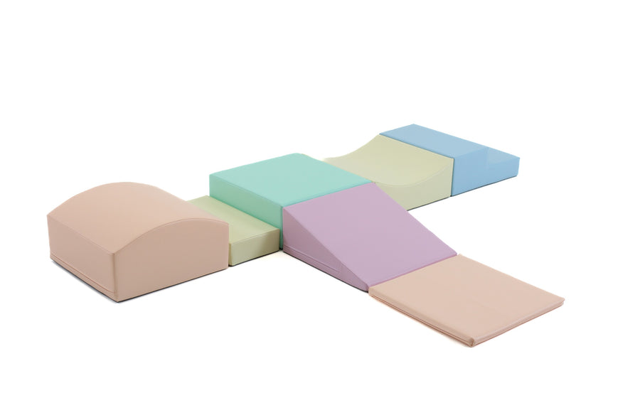 IGLU Little Crawler · Set de gateo de 7 piezas · Light Pastel